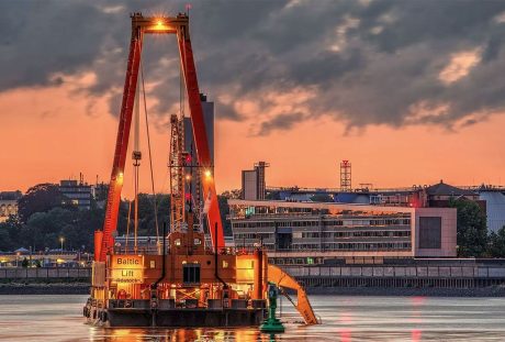 Baltic Lift | Self-Propelled Crane Barge